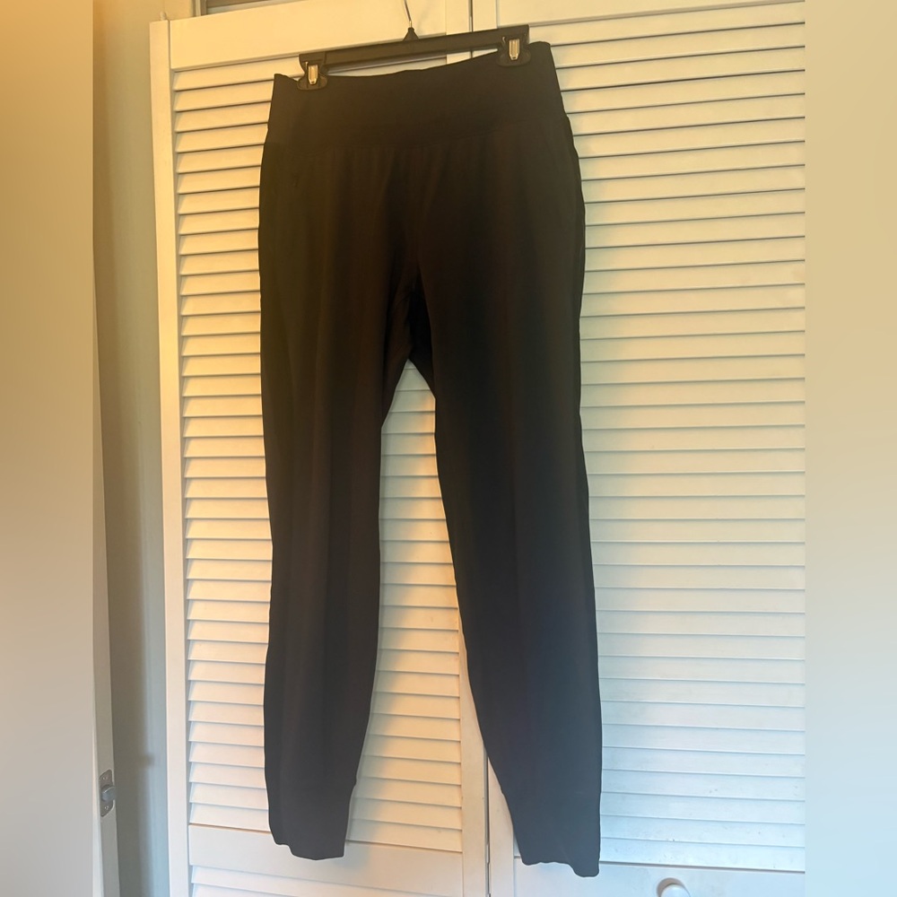 Black High-Waist Stretch Pants